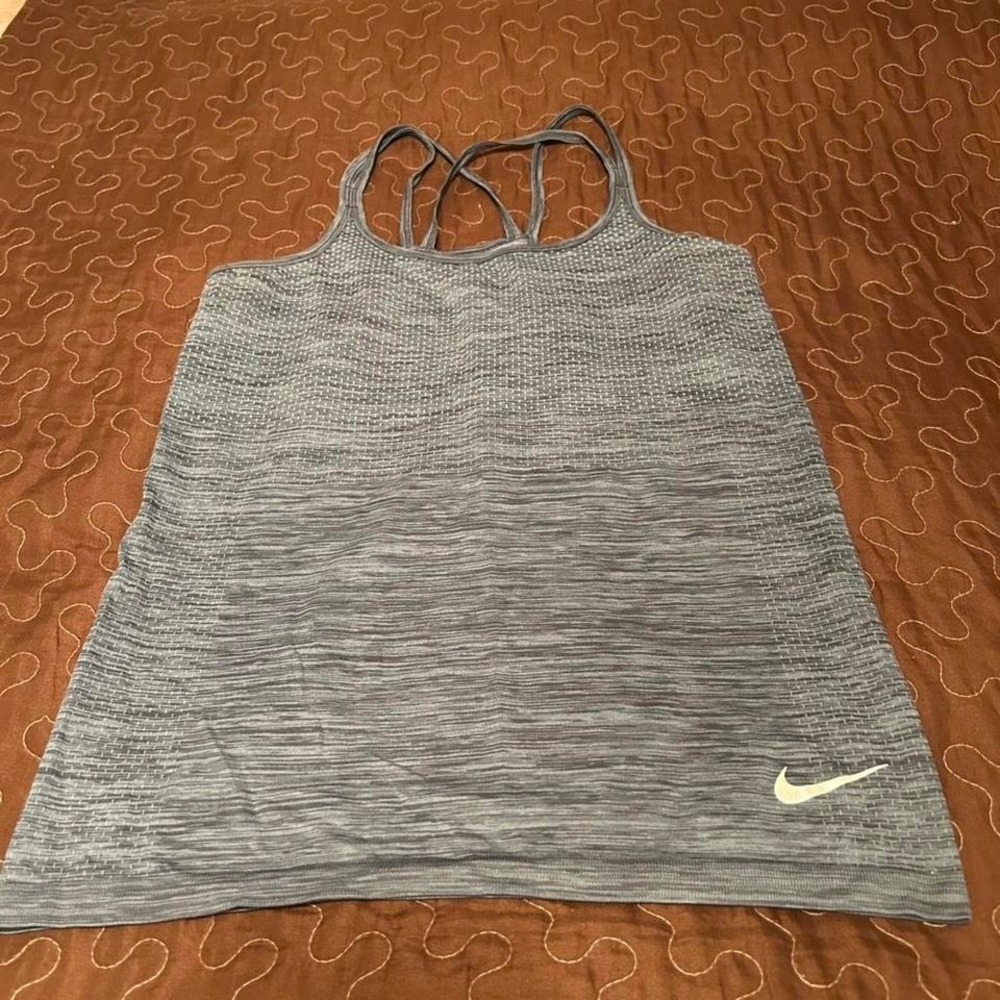 nike tank